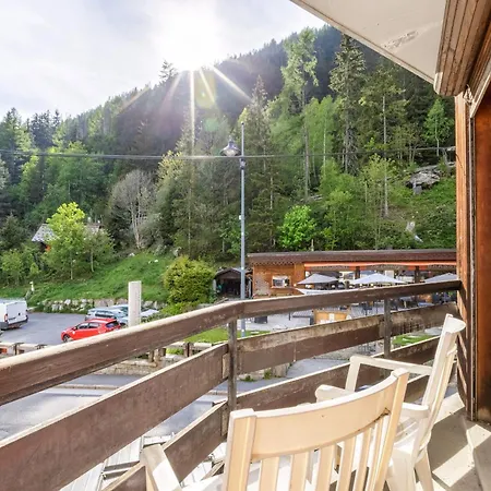 Le Bellevue 04 - Happy