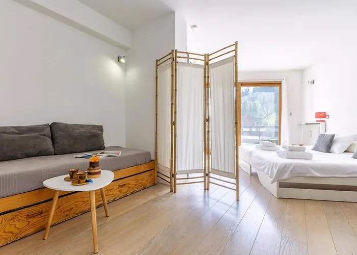 Le Bellevue 04 - Happy