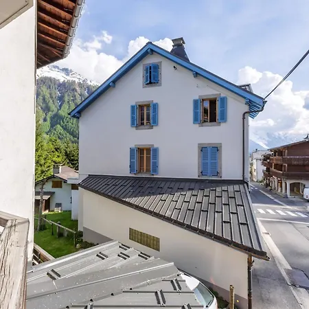 Le Bellevue 04 - Happy *